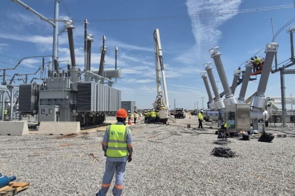 JSHP supplied 345 kV transformers, 345kV SF6 deadtank breakers , and 34.5kV medium voltage transformers to Texas, US — image 1